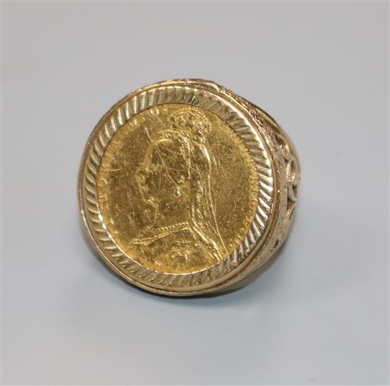 A 9ct gold ring set with a Victoria gold full sovereign, size K.